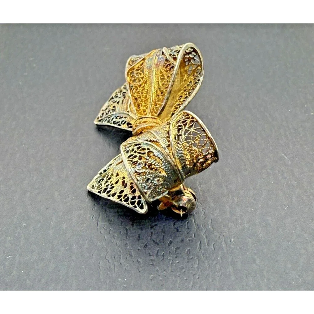 Vintage Sterling Silver Filigree Bow Brooch‎ Gold Wash Gilded Victorian Pin